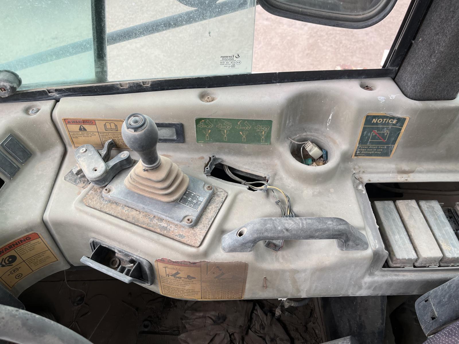 ./imagenes/INVOICE/2019/17635/DOMPE ARTICULADO TEREX TA30 (12).JPG